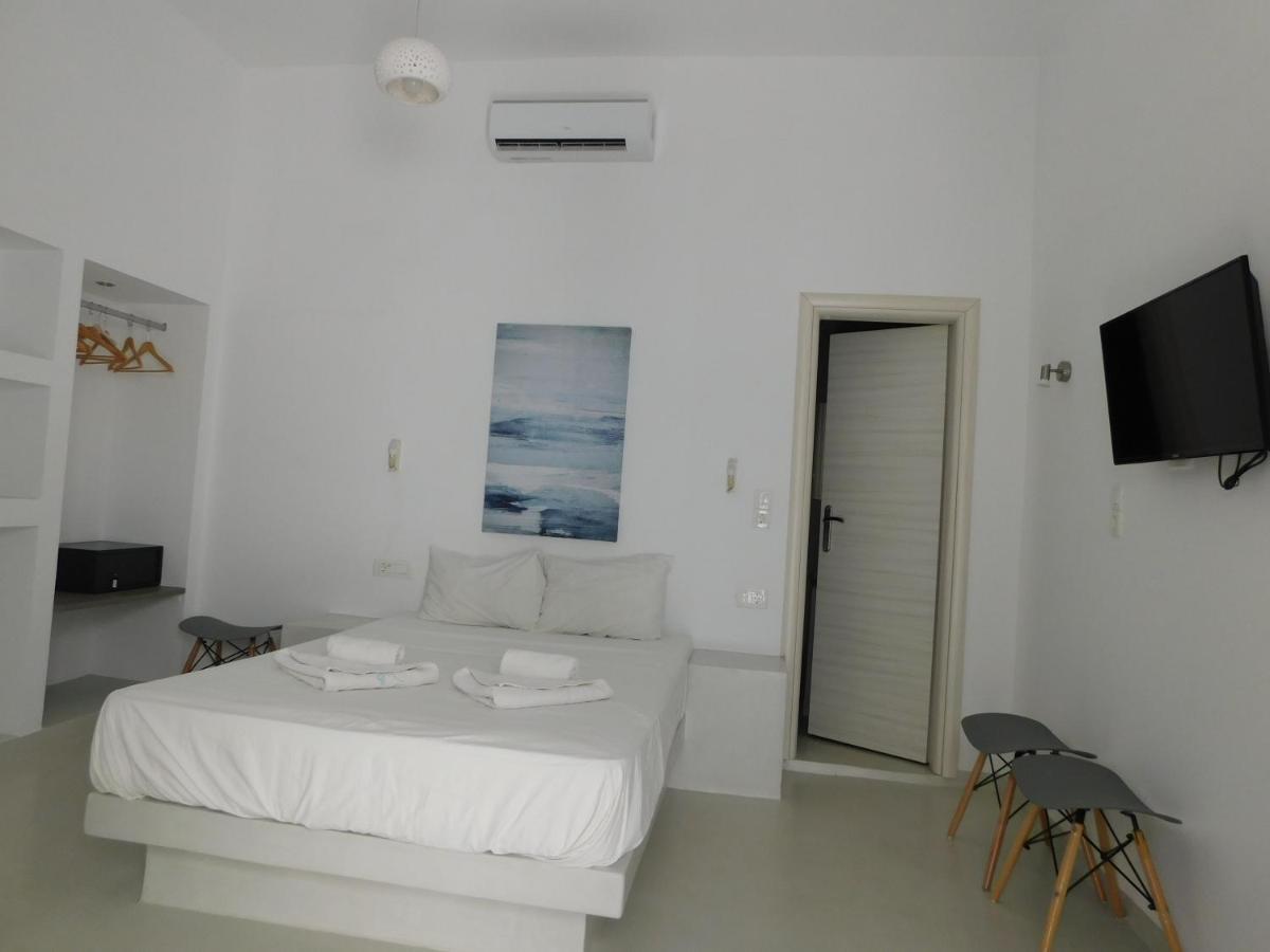 Calm Center Rooms Fira  Dış mekan fotoğraf
